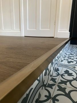 Brass door bar threshold