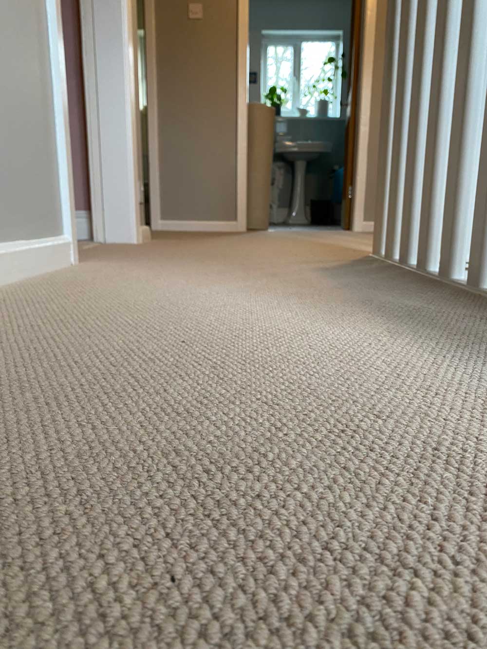 Loop-pile bedroom carpet