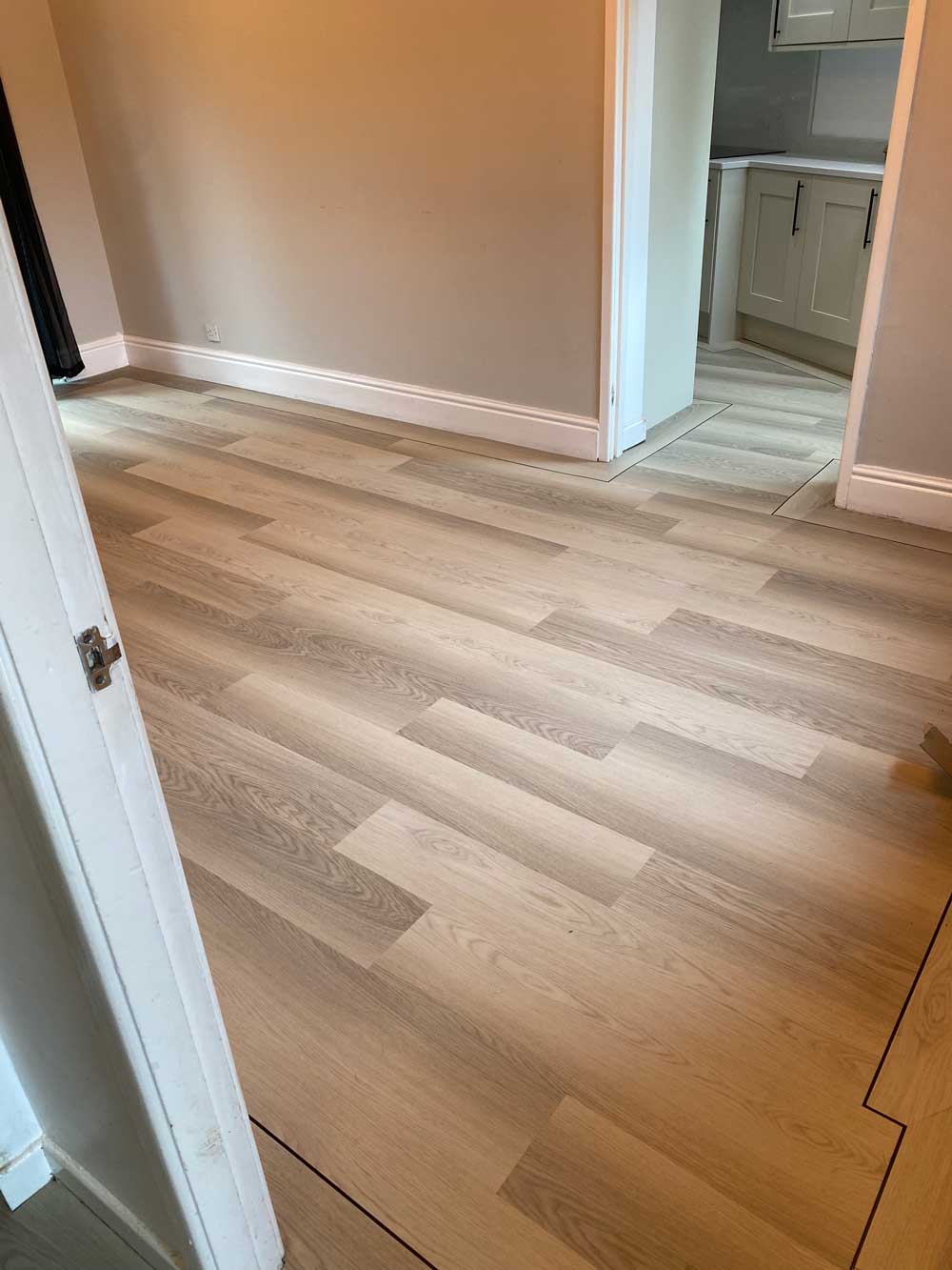 Oak plank LVT room